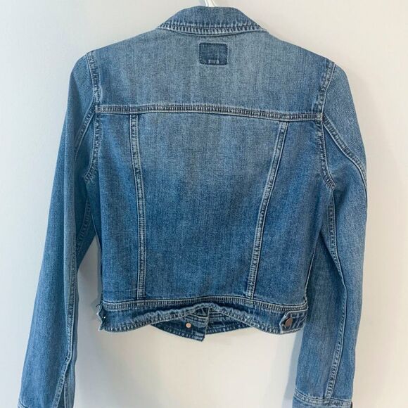 American Eagle Cropped Denim Jacket - Picture 3 of 9